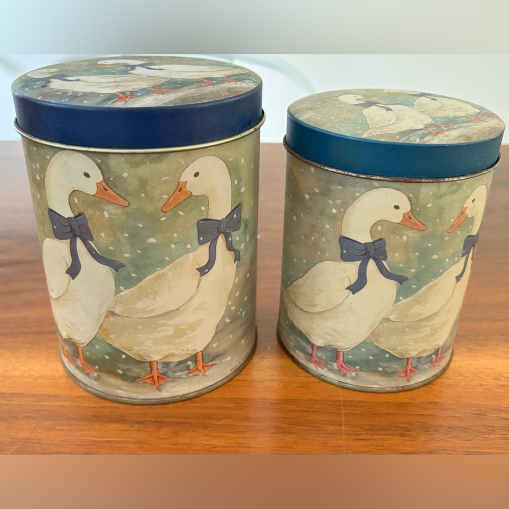Decorative Goose Tin Canisters Set